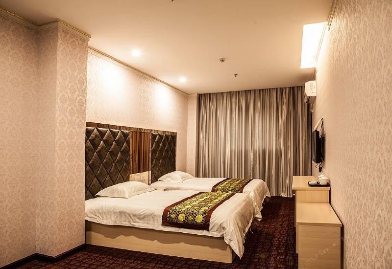 Wudangshan Jianpuzhai Hotel Danjiangkou Exterior photo
